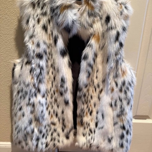 Michael Kors Black Faux Fur Vest - Picture 1 of 4